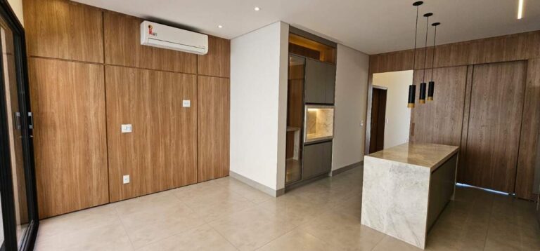 Casa em Condomínio à venda no Jardim San Marco:
