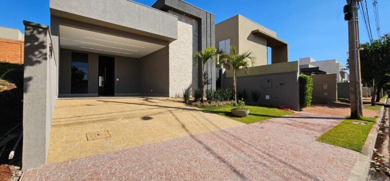 Casa em Condomínio à venda no Jardim San Marco: