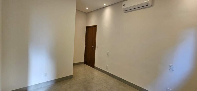 Casa em Condomínio à venda no Jardim San Marco: