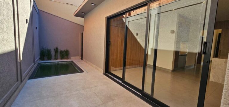 Casa em Condomínio à venda no Jardim San Marco: