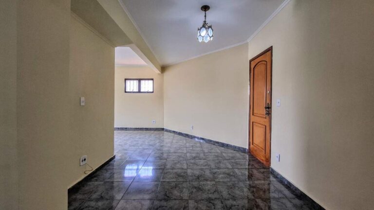 Apartamento à venda no Parque dos Bandeirantes: