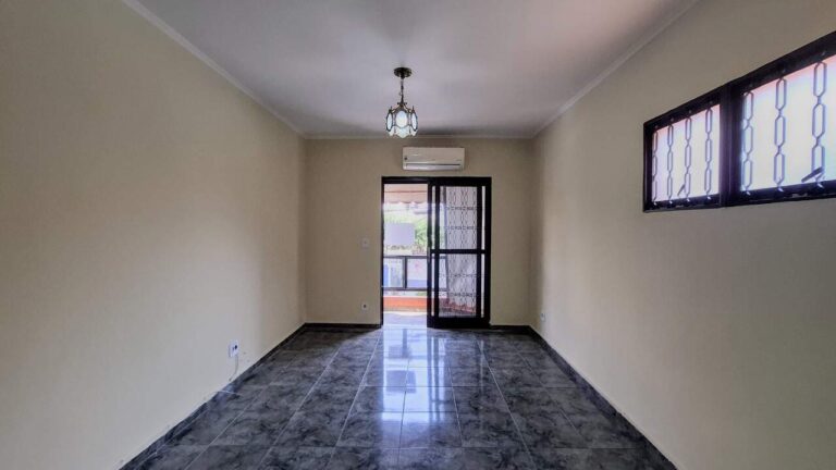 Apartamento à venda no Parque dos Bandeirantes: