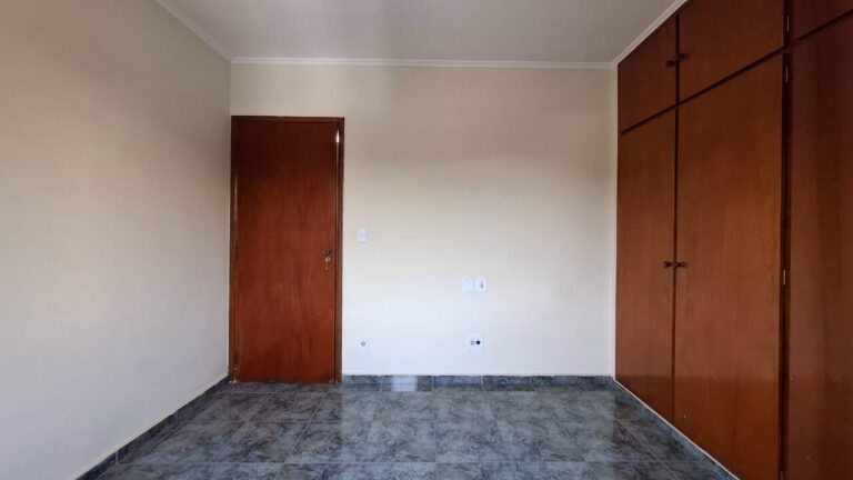 Apartamento à venda no Parque dos Bandeirantes: