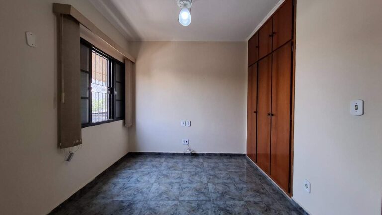 Apartamento à venda no Parque dos Bandeirantes: