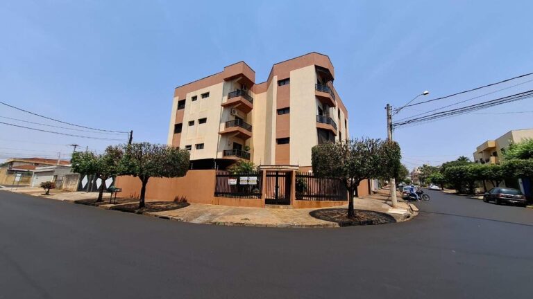 Apartamento à venda no Parque dos Bandeirantes: