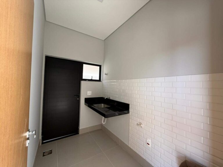Casa em Condomínio à venda no Jardim Vista Bella: