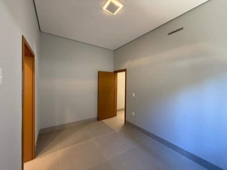 Casa em Condomínio à venda no Jardim Vista Bella: