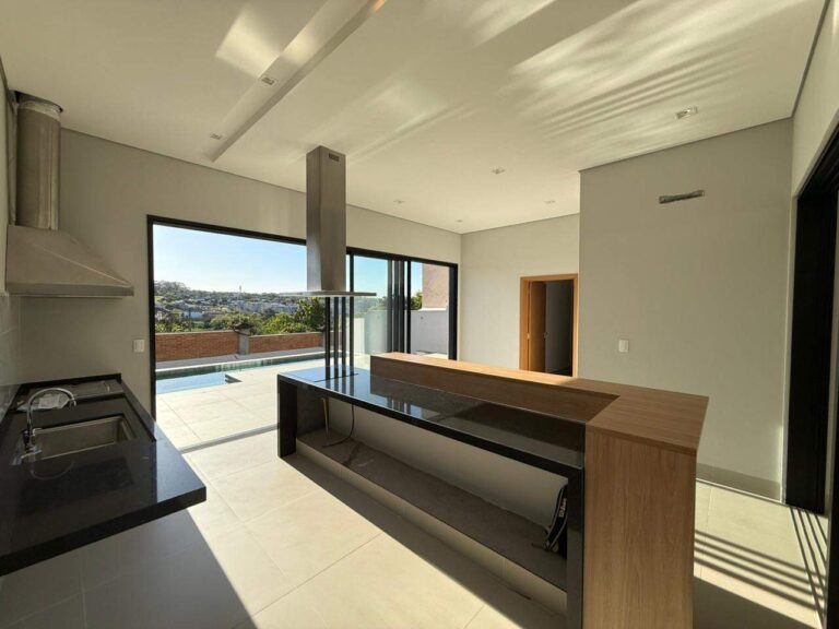 Casa em Condomínio à venda no Jardim Vista Bella: