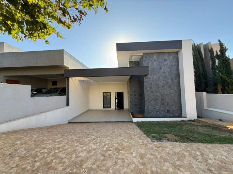 Casa em Condomínio à venda no Jardim Vista Bella: