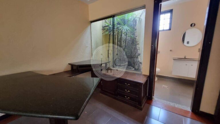 Casa comercial à venda no Alto da Boa Vista: