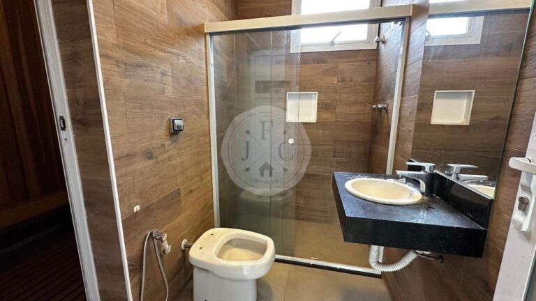 Casa em Condomínio à venda no Residencial e Empresarial Alphaville: