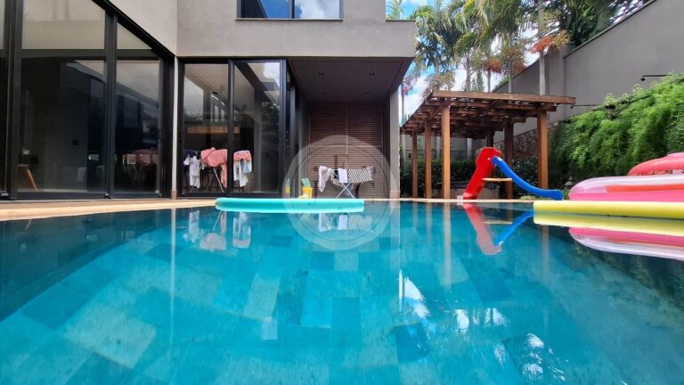 Casa em Condomínio à venda no Jardim Olhos D´Água I: