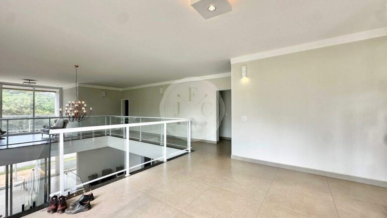 Casa em Condomínio à venda no Residencial e Empresarial Alphaville:
