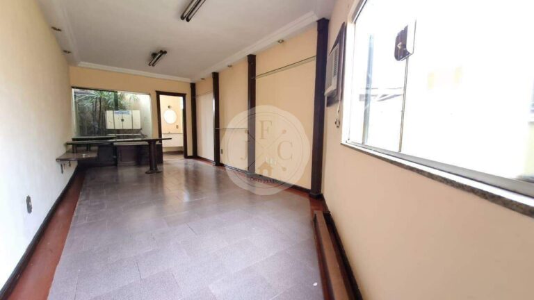 Casa comercial à venda no Alto da Boa Vista: