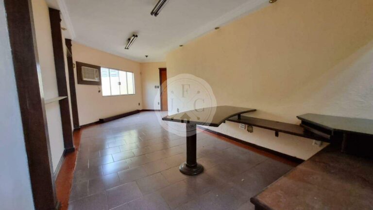 Casa comercial à venda no Alto da Boa Vista: