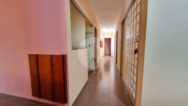 Casa comercial à venda no Alto da Boa Vista: