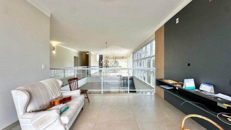 Casa em Condomínio à venda no Residencial e Empresarial Alphaville: