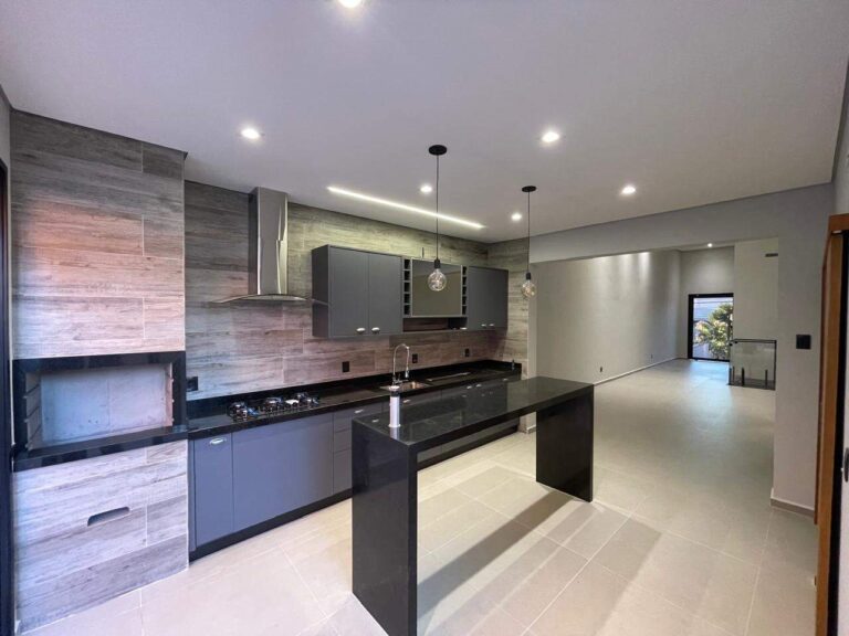 Casa em Condomínio à venda no Jardim San Marco: