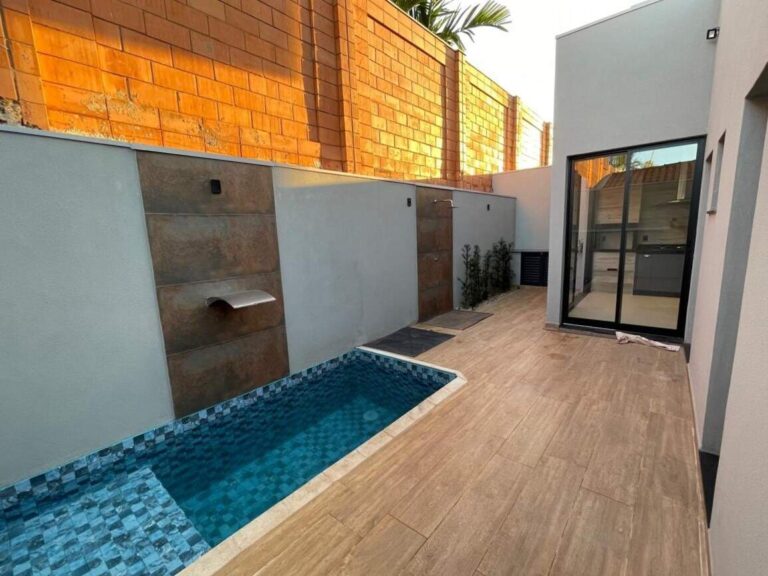Casa em Condomínio à venda no Jardim San Marco: