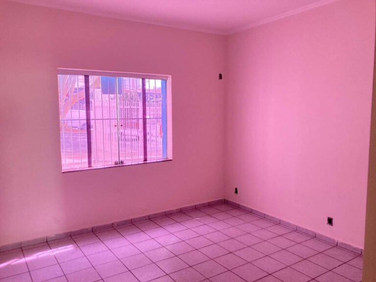 Casa comercial à venda no Vila Seixas: