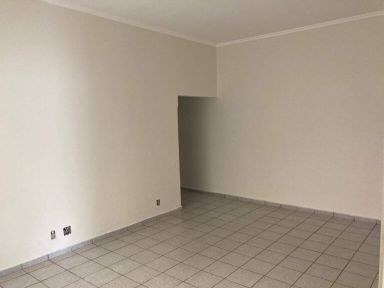 Casa comercial à venda no Vila Seixas: