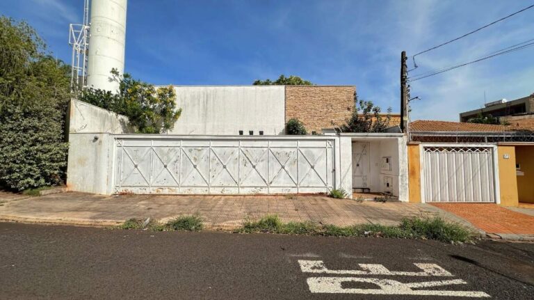 Casa à venda no Alto da Boa Vista: