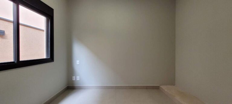 Casa em Condomínio à venda no Condomínio Villa Romana: Su te 2