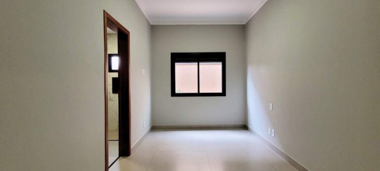 Casa em Condomínio à venda no Condomínio Villa Romana: Su te 3