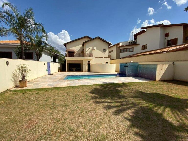 Casa em Condomínio à venda no Royal Park: