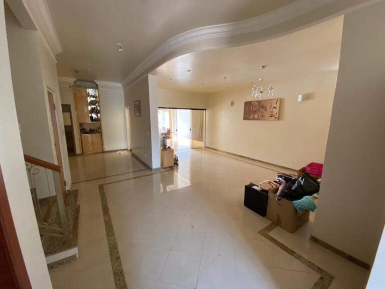 Casa em Condomínio à venda no Royal Park: