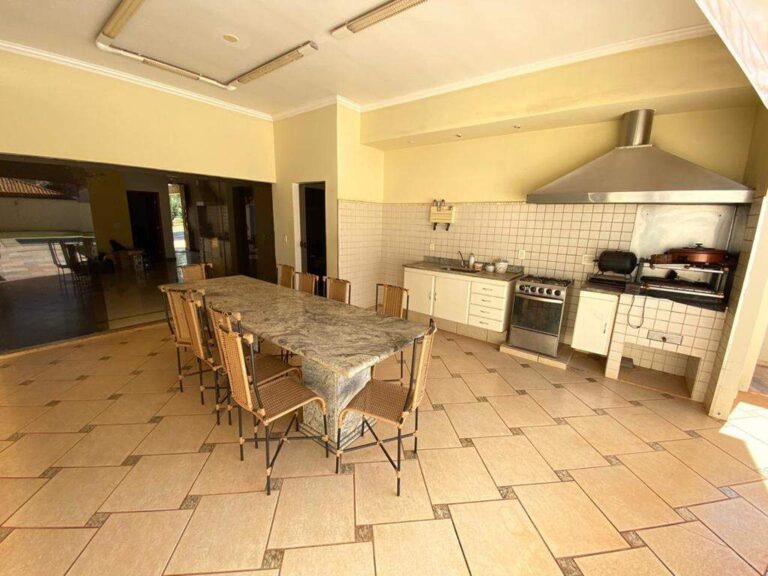 Casa em Condomínio à venda no Royal Park: