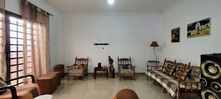 Casa à venda no Ribeirânia: Sala de TV
