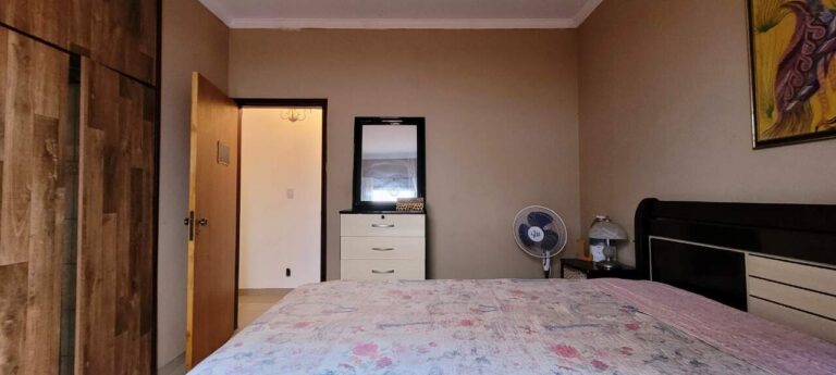 Casa à venda no Ribeirânia: Su te