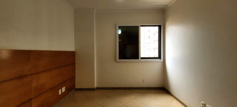 Apartamento à venda no Centro: Su te 1