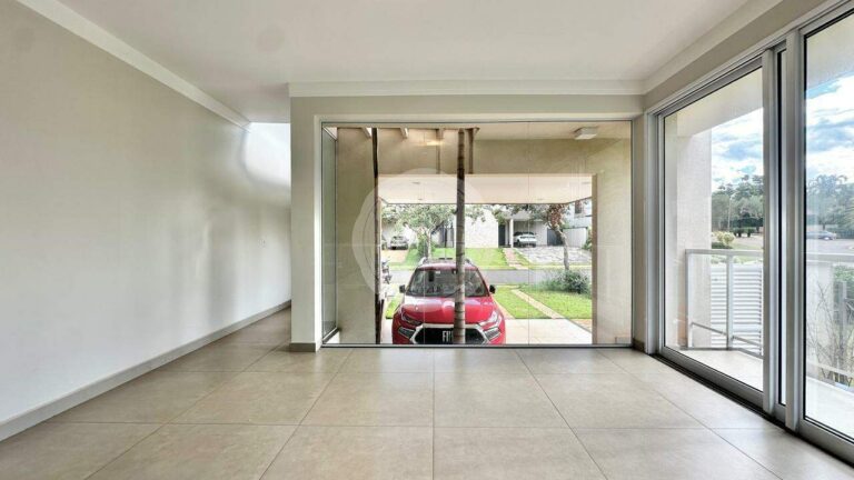 Casa em Condomínio à venda no Residencial e Empresarial Alphaville: