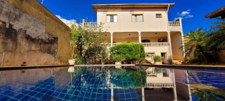 Casa à venda no Alto da Boa Vista: Piscina