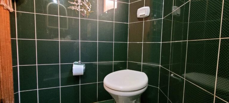 Casa à venda no Alto da Boa Vista: Lavabo
