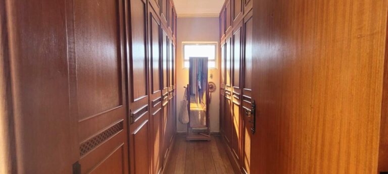 Casa à venda no Alto da Boa Vista: Closet