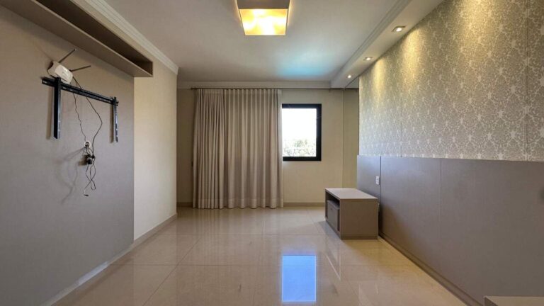 Casa em Condomínio à venda no Vila do Golfe:
