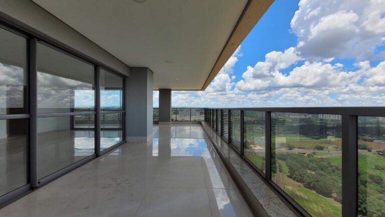 Apartamento à venda no Jardim Ilhas do Sul: Sacada