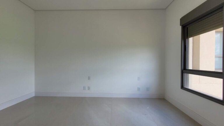Apartamento à venda no Jardim Ilhas do Sul: Su te 2