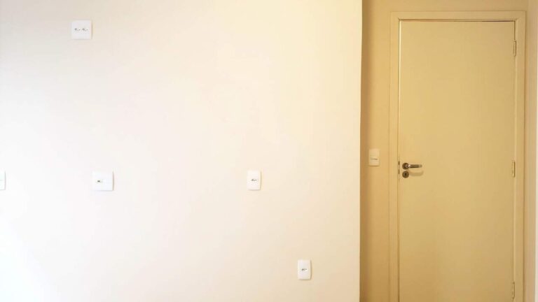 Casa em Condomínio à venda no Vila do Golfe: Home office revers vel