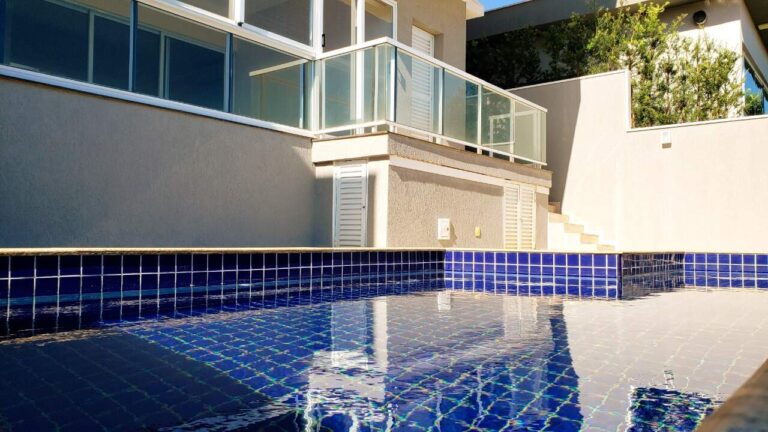 Casa em Condomínio à venda no Vila do Golfe: Piscina