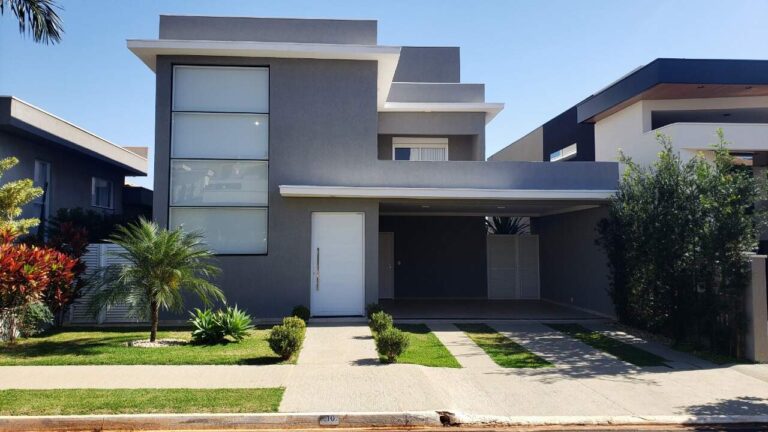 Casa em Condomínio à venda no Vila do Golfe: Fachada
