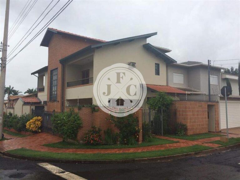 Casa à venda no Jardim Irajá: