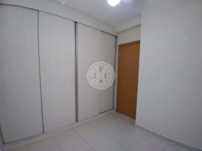 Apartamento à venda no Iguatemi: