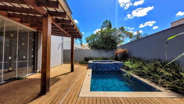 Casa em Condomínio à venda no Jardim Saint Gerard: