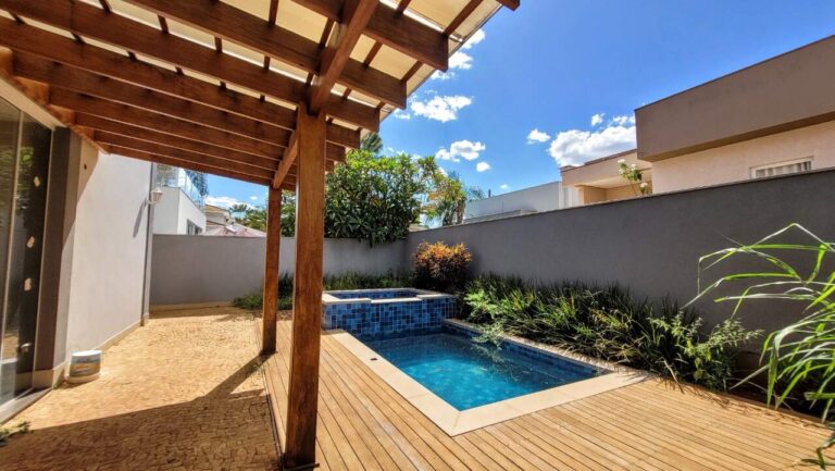 Casa em Condomínio à venda no Jardim Saint Gerard:
