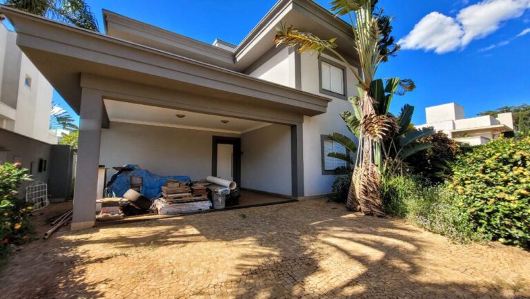 Casa em Condomínio à venda no Jardim Saint Gerard: