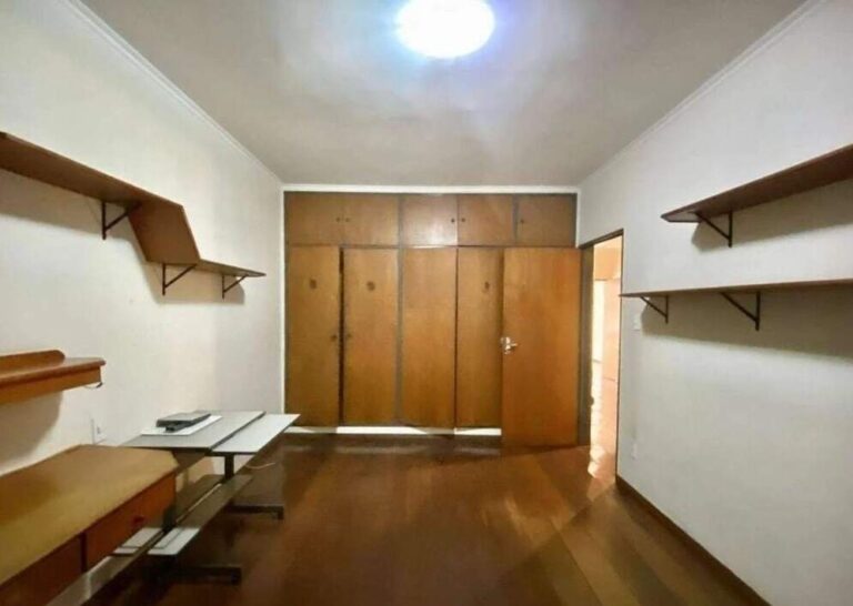 Casa à venda no Alto da Boa Vista:
